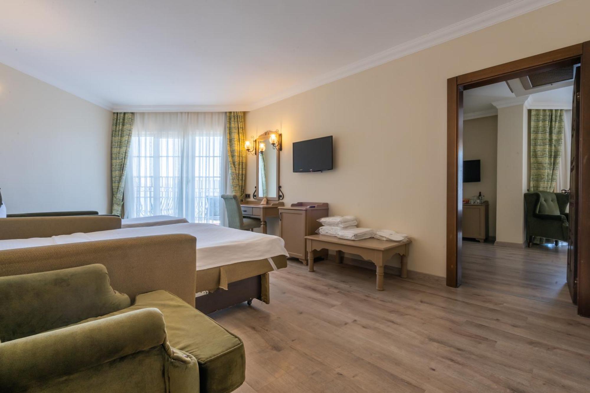Grand Yazici Club Marmaris Palace Exterior photo